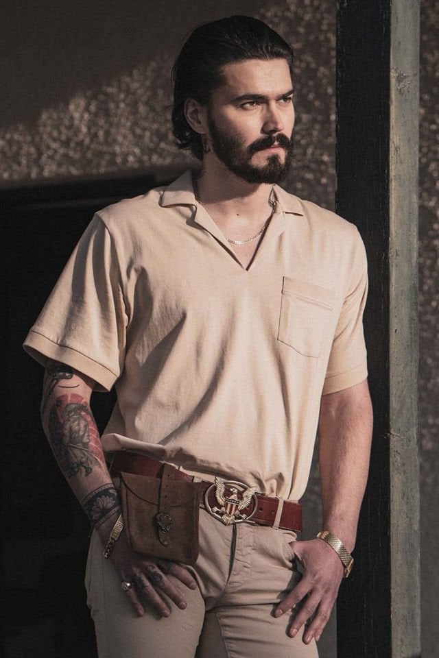 Bailey's Men's '50s Style Open Collar Jersey Shirt - Beige