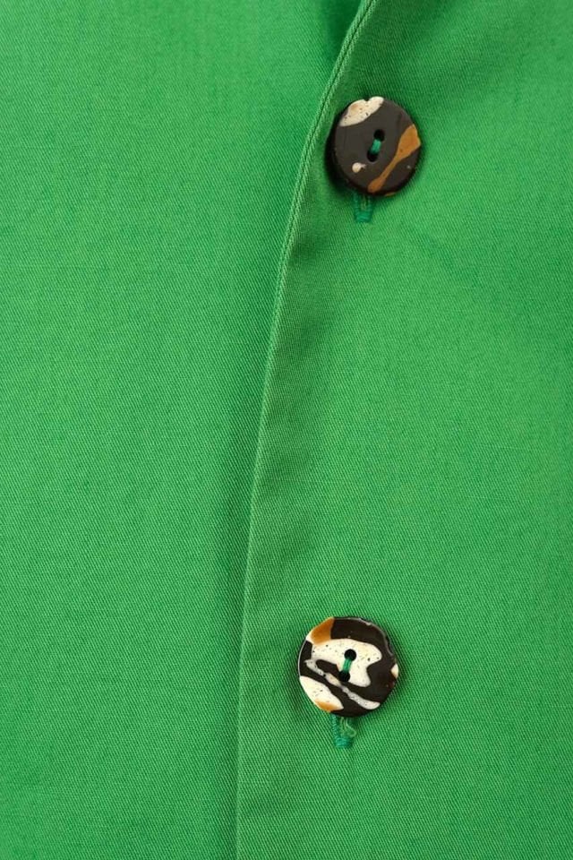 Lisboa Unisex Cuban Collar Canvas Shirt w/ Animal Print Buttons - Grass Green